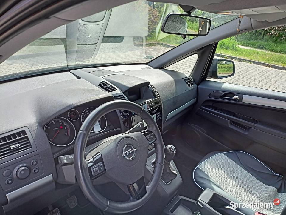 OPEL ZAFIRA 17 CDTI 2013 R 125 Bełchatów