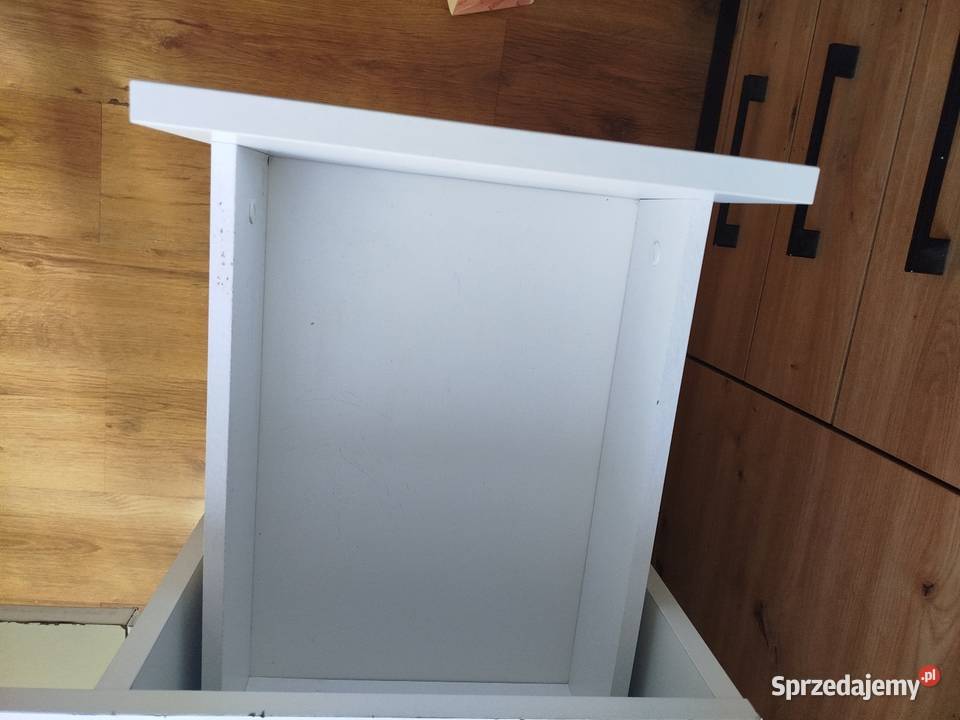 Biurko i regał dziecięcy Pińczów