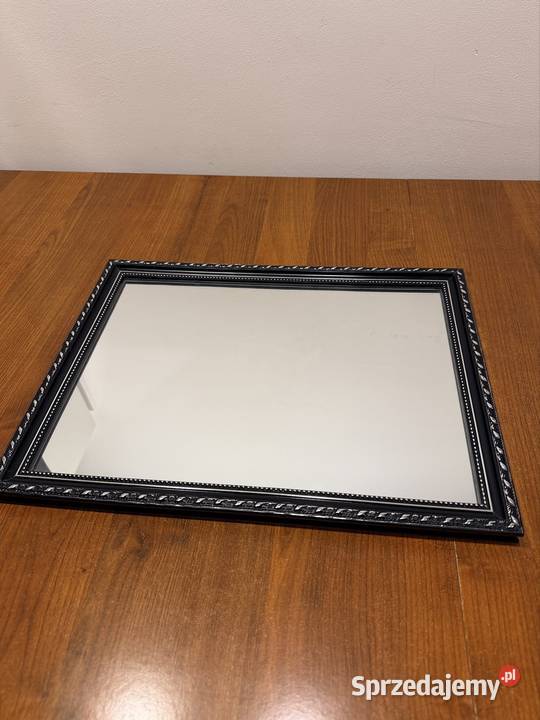 Śliczne lusterko czarny Cybinka