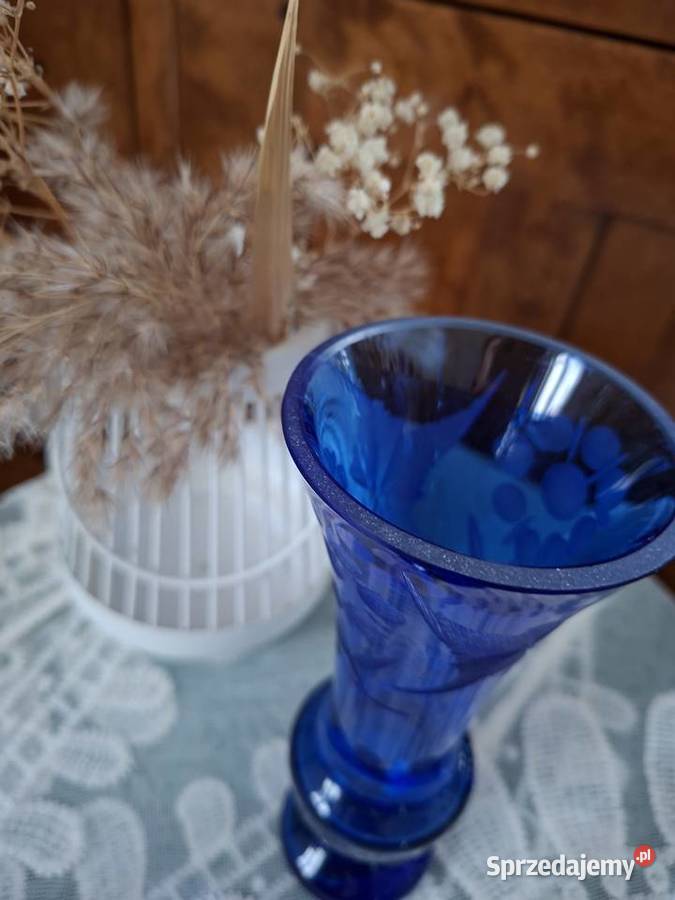 Piękny vintage wazon z kobaltowego szkła sprzedam