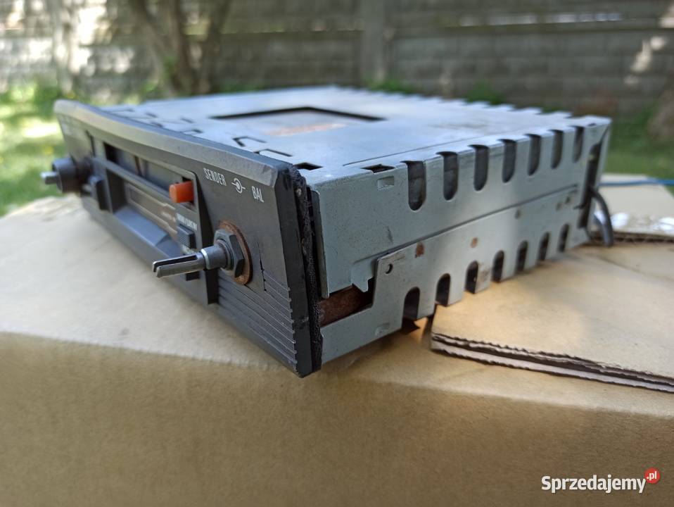 Radio kaseciak AR8240 do starego samochodu Ostrów Wielkopolski sprzedam