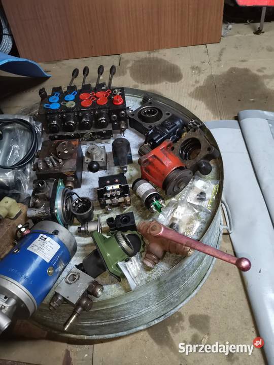 Zawór rozdzielacz silnik elektryczny Haldex świętokrzyskie Masłów Drugi