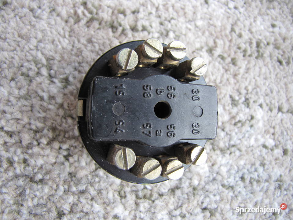 Nowa oryginalna stacyjka Ursus C330 C360