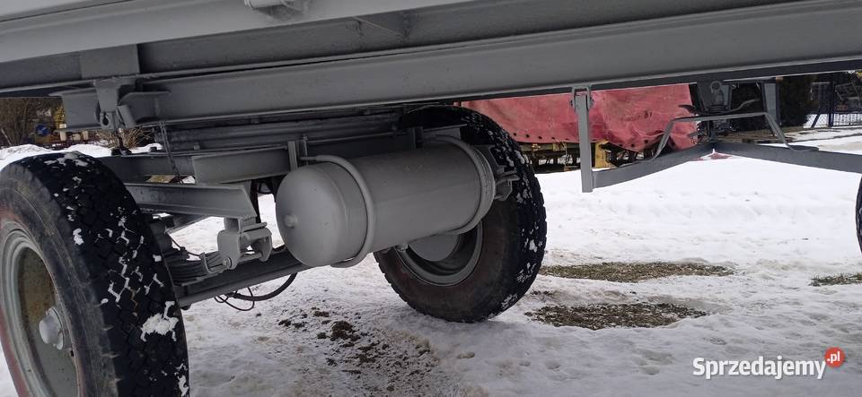 przyczepa wywrotka d732 rolnicza autosan d47 d35 podkarpackie Krosno