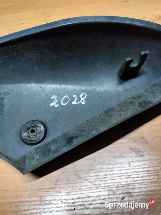 Yamaha TZR 50 plastik wypełnienie prawe pod Łubno