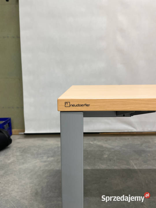 Biurko Neudoerfler MyMotion starszy model małopolskie Tarnów sprzedam