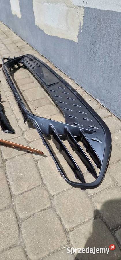 Grill elementy zderzaka Cupra Born osobowe Kończyce Małe