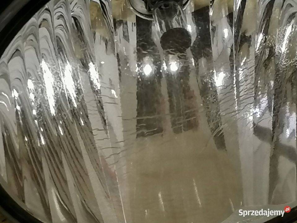 FORD MUSTANG 05 LAMPA PRZECIWMGIELNA LEWA osobowe Pleszew