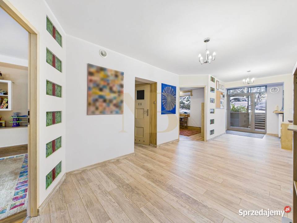 Dom z częścią usługową Dom rodziny w zielonym 203m2 Józefów