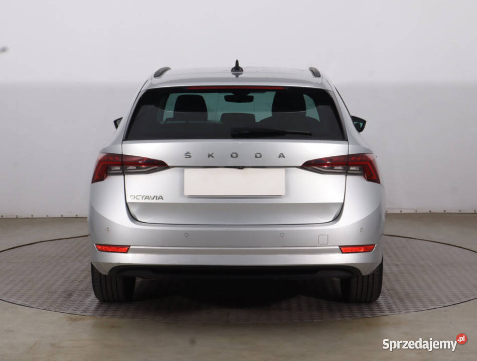 Skoda Octavia 15 TSI czujnik parkowania Octavia sprzedam