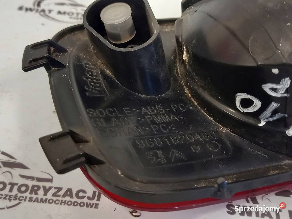CITROEN C3 PICASSO 09r lampa prawa tył w zderzak Lampy tylne Oświetlenie Kielce
