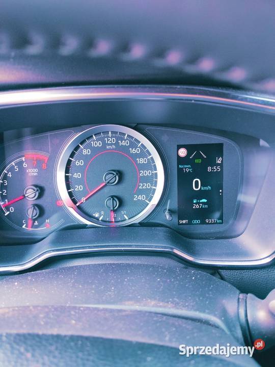 Toyota Corolla e21 12T pełny LED czujnik deszczu Szczerców sprzedam