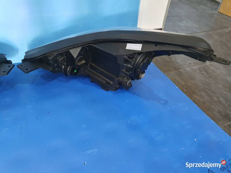 KOMPLET LAMP KIA SPORTAGE 4 Lampy przednie Łowicz