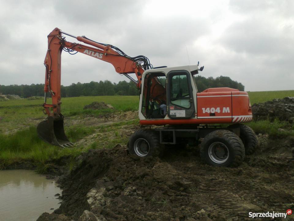 Prace ziemne Koparka wywrotka piasek żwir Wałcz