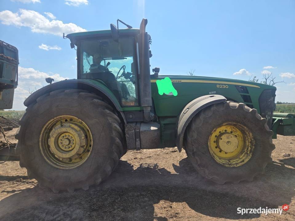 Ciagnik traktor 8230 john deere Grodków