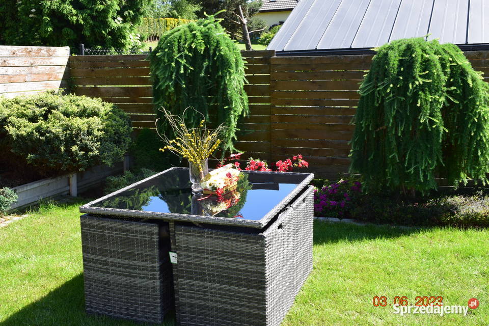 zestaw mebli tulipan 8 osob 4 foteli 4 puf szary metal sprzedam