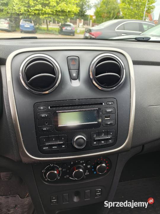 Dacia Sandero 12 Benzyna 75 Salon Polska manualna Smolec