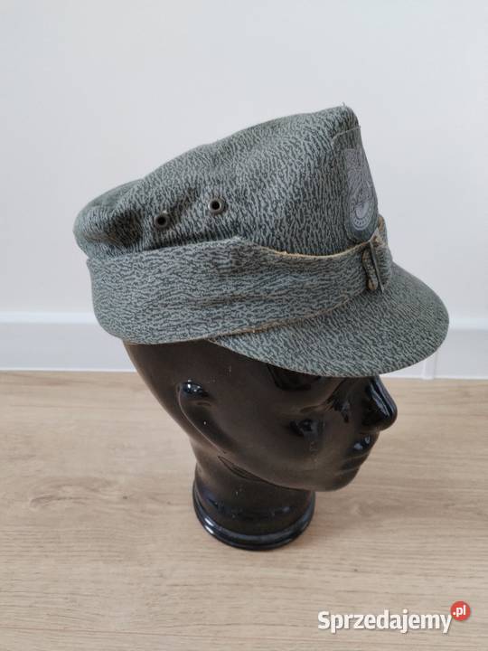 Czapka wojskowa rogatywka Warszawa