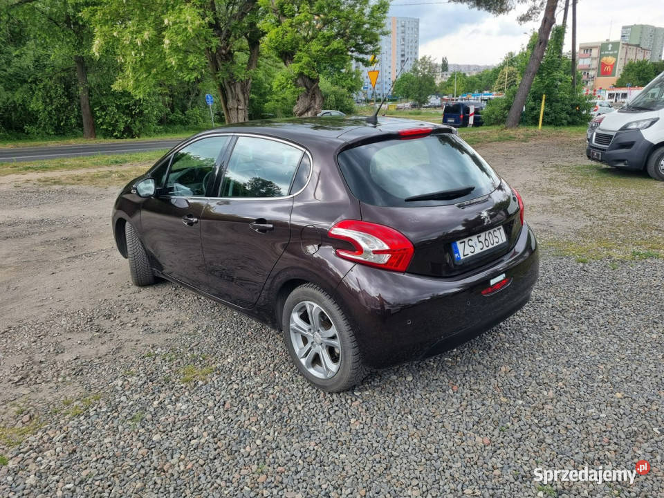 Peugeot 208 KlimatronikNaviPdcTempomat Alu 16 96 Szczecin