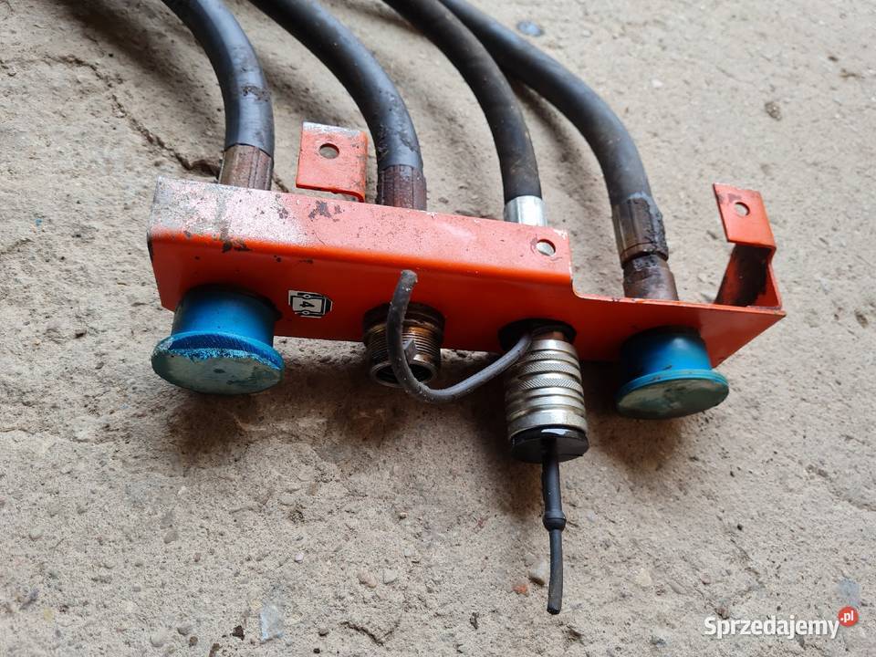 Rozdzielacz hydrauliczny ursus 4512 ferguson Wieluń