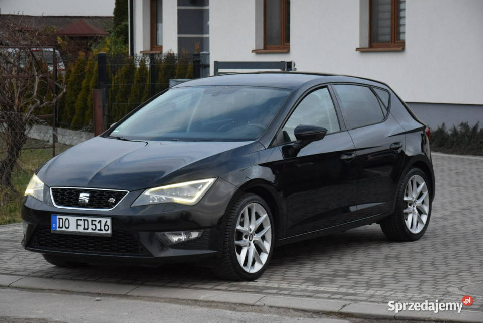 Seat Leon 14TSI FR Navi Tempomat Led PDC Nowy lakier metallic Majdan Sieniawski sprzedam