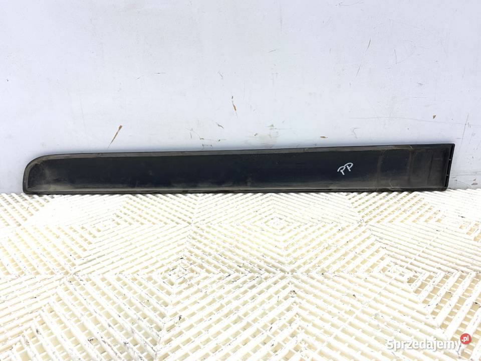 LISTWA DRZWI PRAWY PRZÓD SUZUKI SX4 Hatchback osobowe