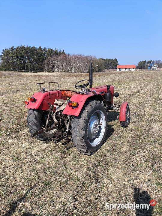 Ciągnik rolniczy ursus C330