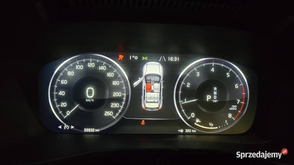 VOLVO XC40 T5 MOMENTUM AWD z napedem 4x4 o mocy Gorliczyna