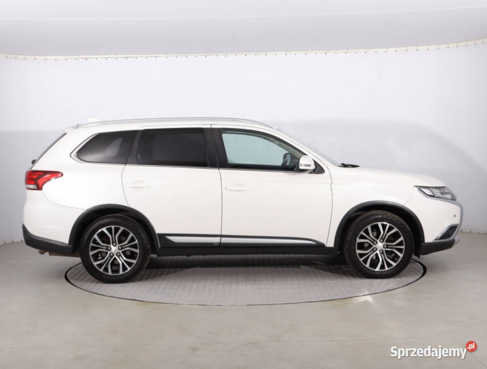 Mitsubishi Outlander 20 sprzedam
