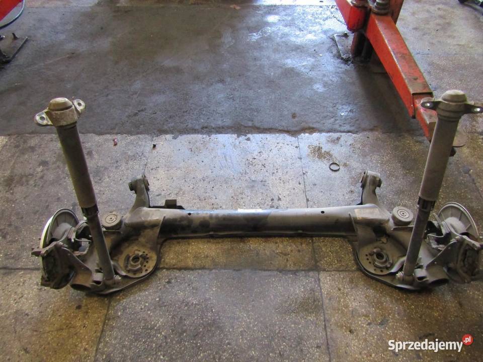 OŚ TYLNA BELKA ZAWIESZENIE TYŁ TYLNE 10 ECOBOOST sprzedam