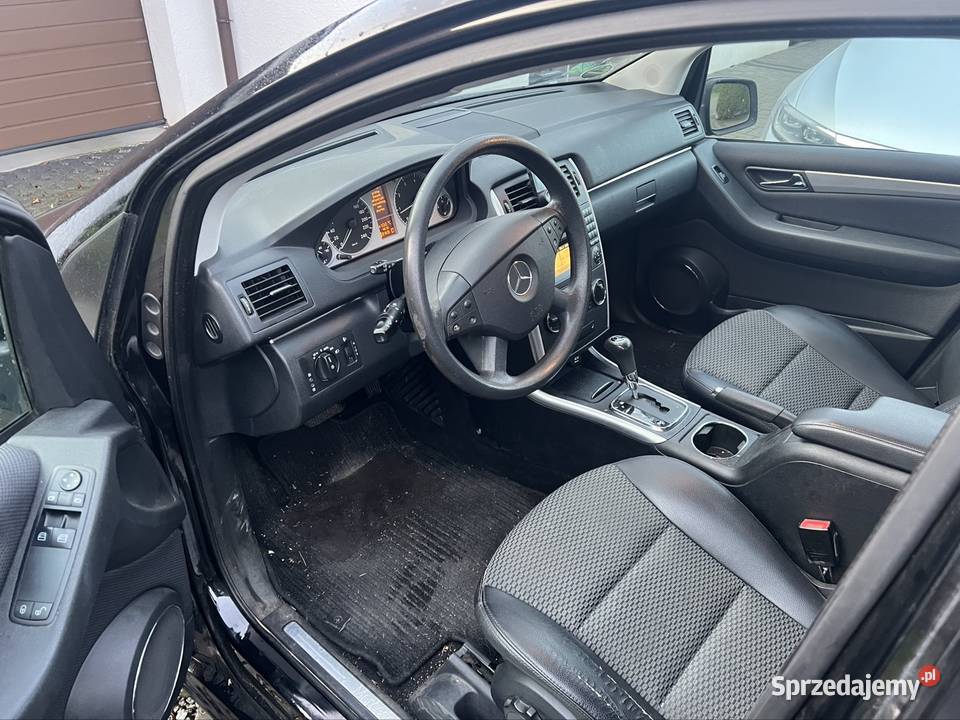 Mercedes B 160 Benzyna automat czarny Tanowo