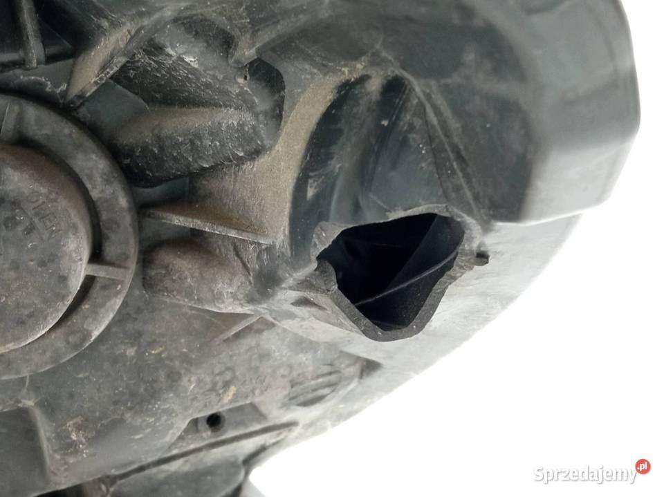 LAMPA PRZÓD PRAWA EUROPA Opel Corsa V 2014 E