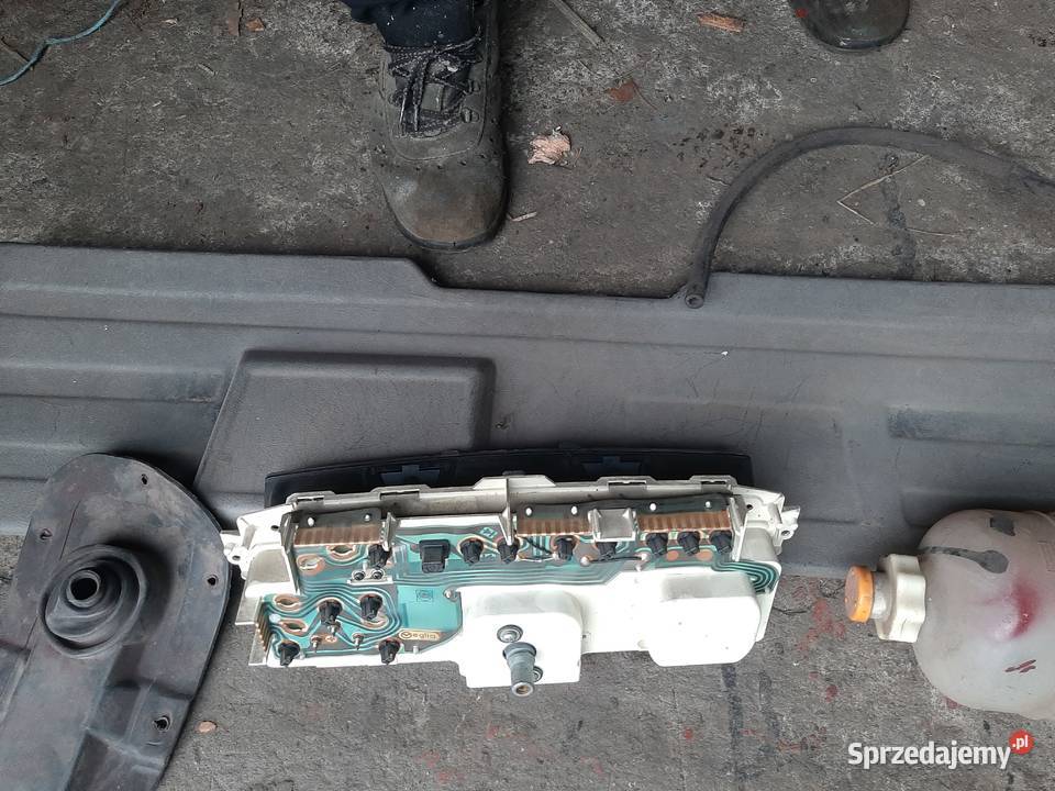 Peugeot 205 1990 cześći wielkopolskie Turek