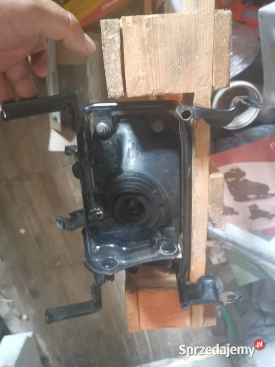 Reflektor lampa przednia Yamaha XJ600 stelaż śląskie Sosnowiec