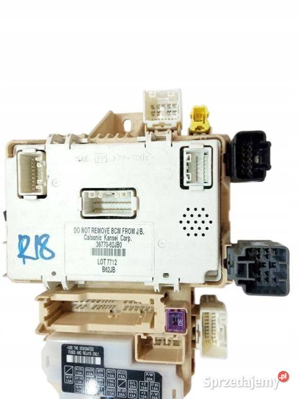 SKRZYNKA BEZPIECZNIKÓW 3677062JB0 Suzuki Swift