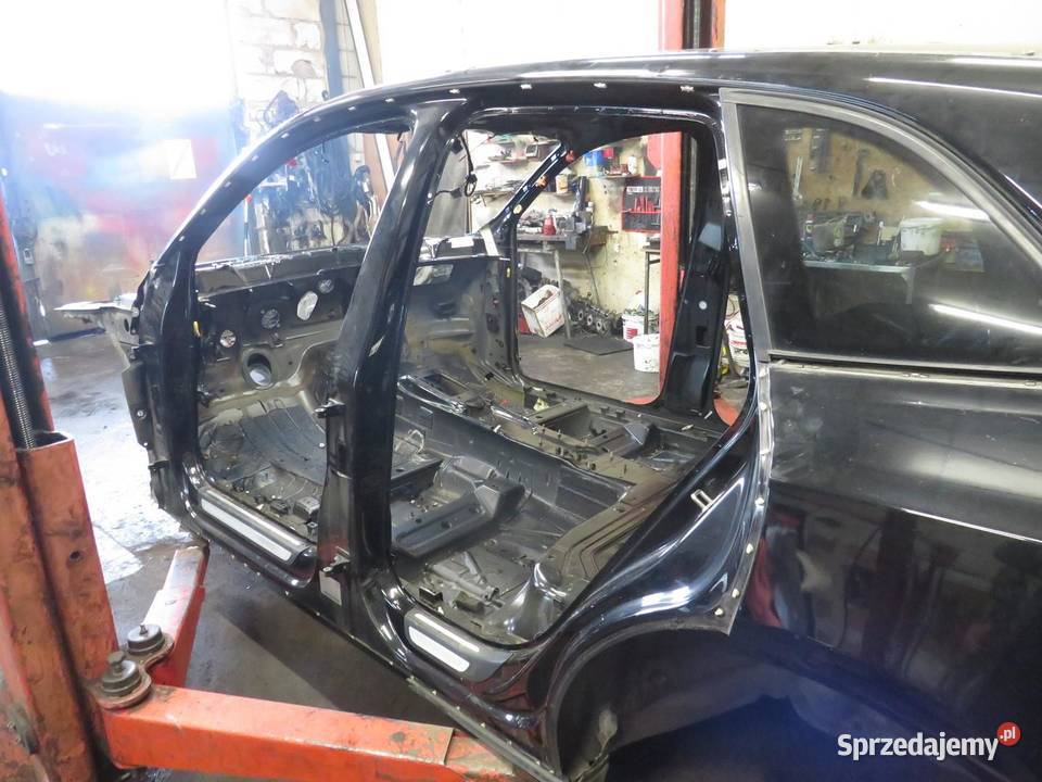 PRÓG SŁUPEK LEWY BOK LY9B AUDI Q5 8R