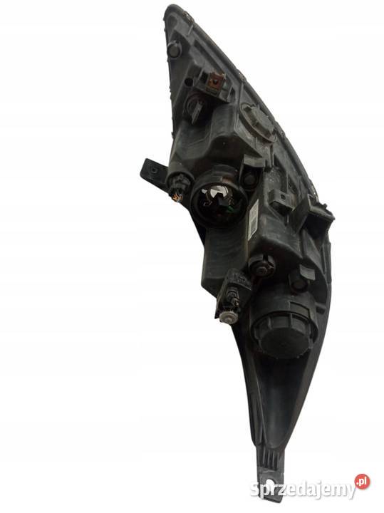 LAMPA PRZÓD LEWA SOCZEWKA EUROPA USZKODZONA