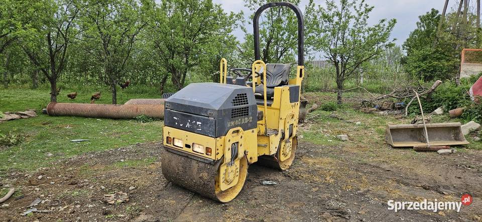 Walec drogowy bomag bw80 15tony umowa nie Motoryzacja Łącko