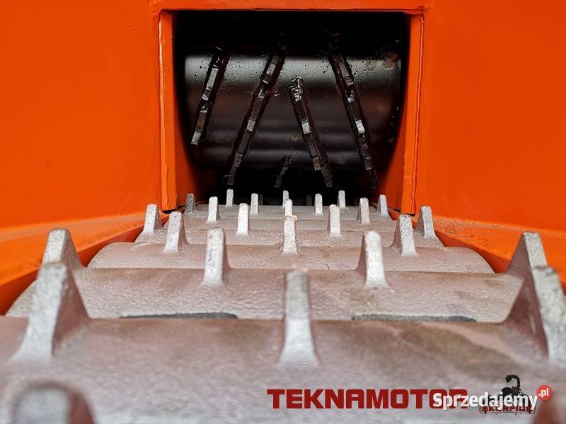 TEKNAMOTOR mobilny rębak bębnowy Skorpion 280 Ostrowiec Świętokrzyski