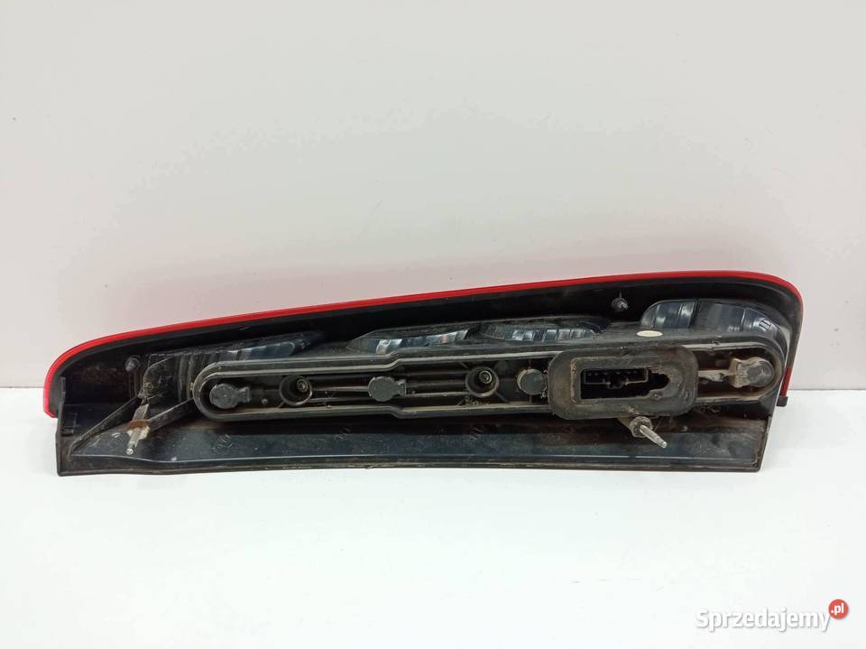 LAMPA TYŁ KOMPLET Ford Focus C I 20032010