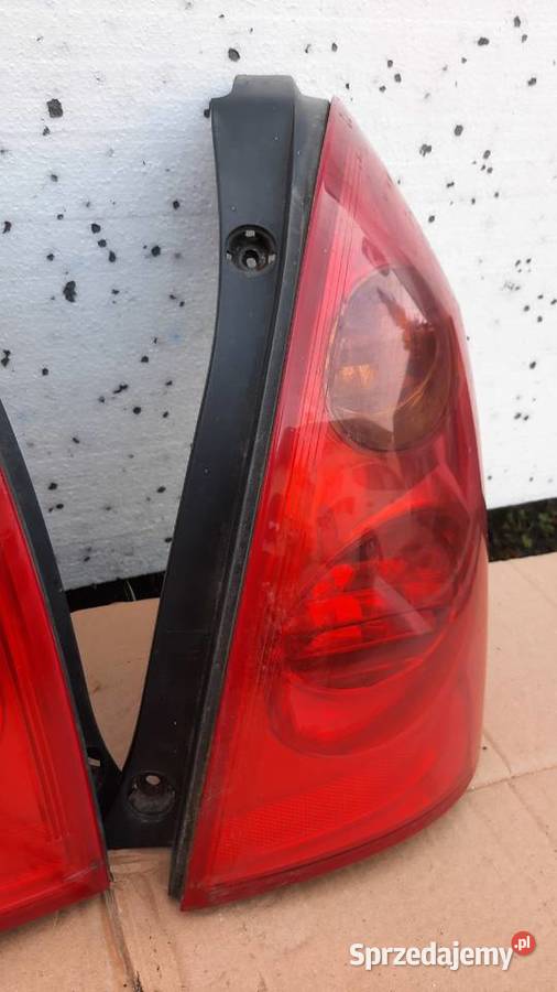 lampa tylna prawa lewa NISSAN PRIMERA p12 kombi dolnośląskie Dębno
