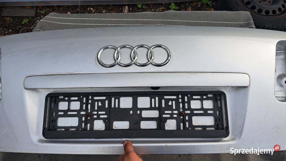 Audi a8 d3 klapa tylna śląskie