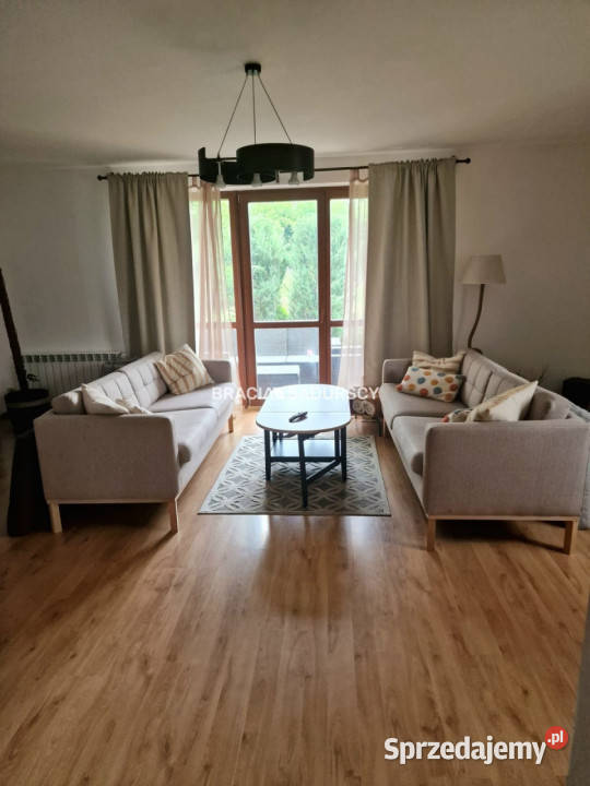 Dom bliźniak Węgrzce 19688m2 1 piętro