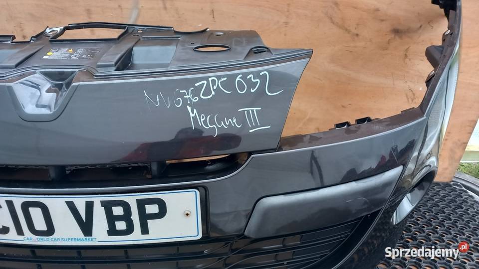 RENAULT MEGANE III ZDERZAK PRZÓD NV676 Zbierkowo