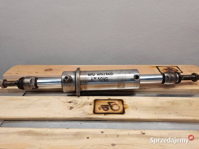 Holland LM 5040 Siłownik skrętu Spicer przód Wilkowo