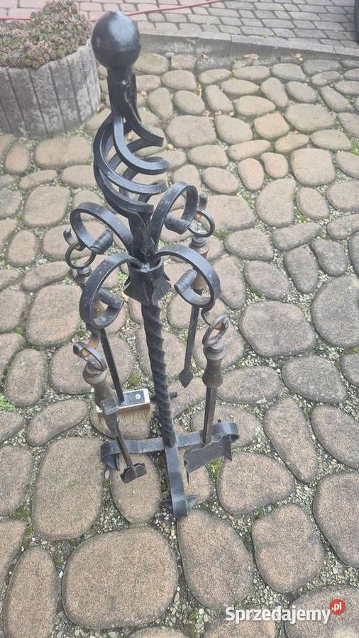 Stojak komplet ozdobny do kominka pieca Przeworsk