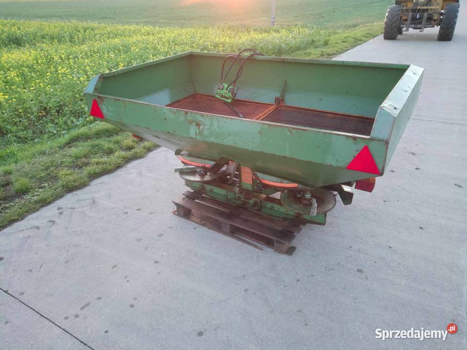 Rozsiewacz Amazone ZAU 1500