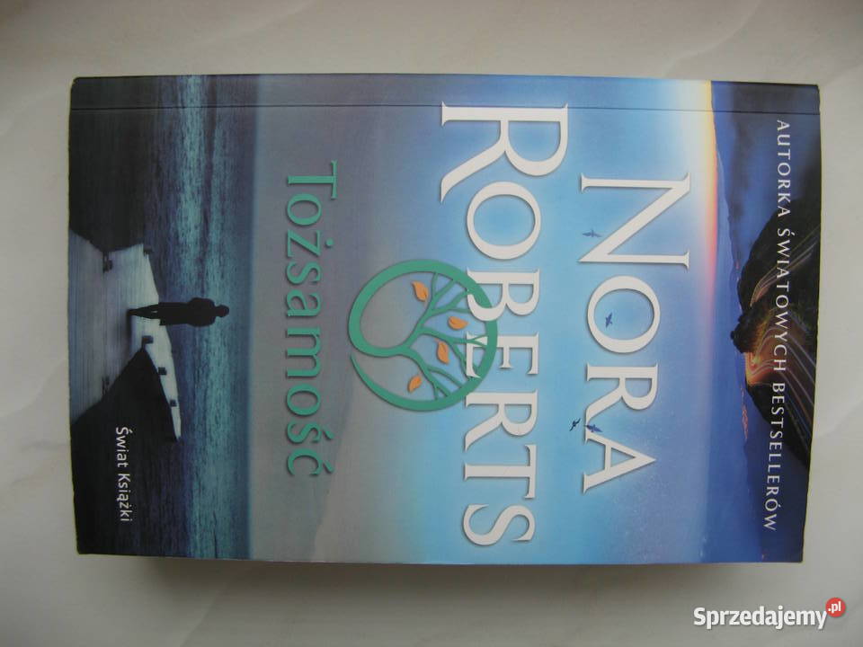 Życie nocne Tożsamość Nora Roberts Rok wydania 2024 Poznań