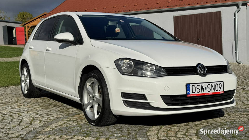 Volkswagen Golf VII 12 TSI 87 5drzwi Bały 2 kpl Strzegom sprzedam