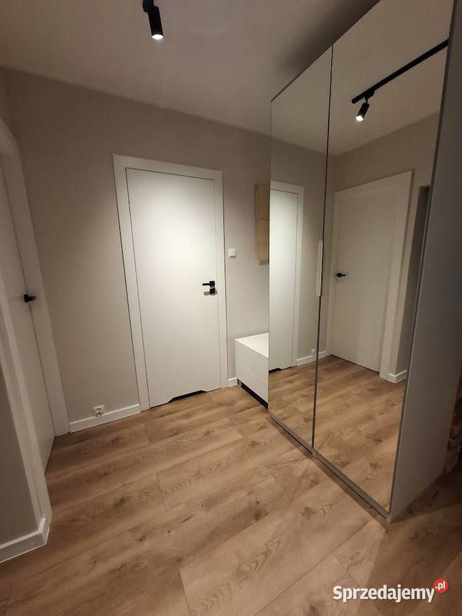 Sprzedam mieszkanie 594 m2 Wyzwolenia 8 parter Turek